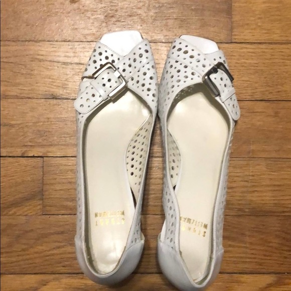 Like new! Stuart Weitzman white peep toe heels - Picture 3 of 6